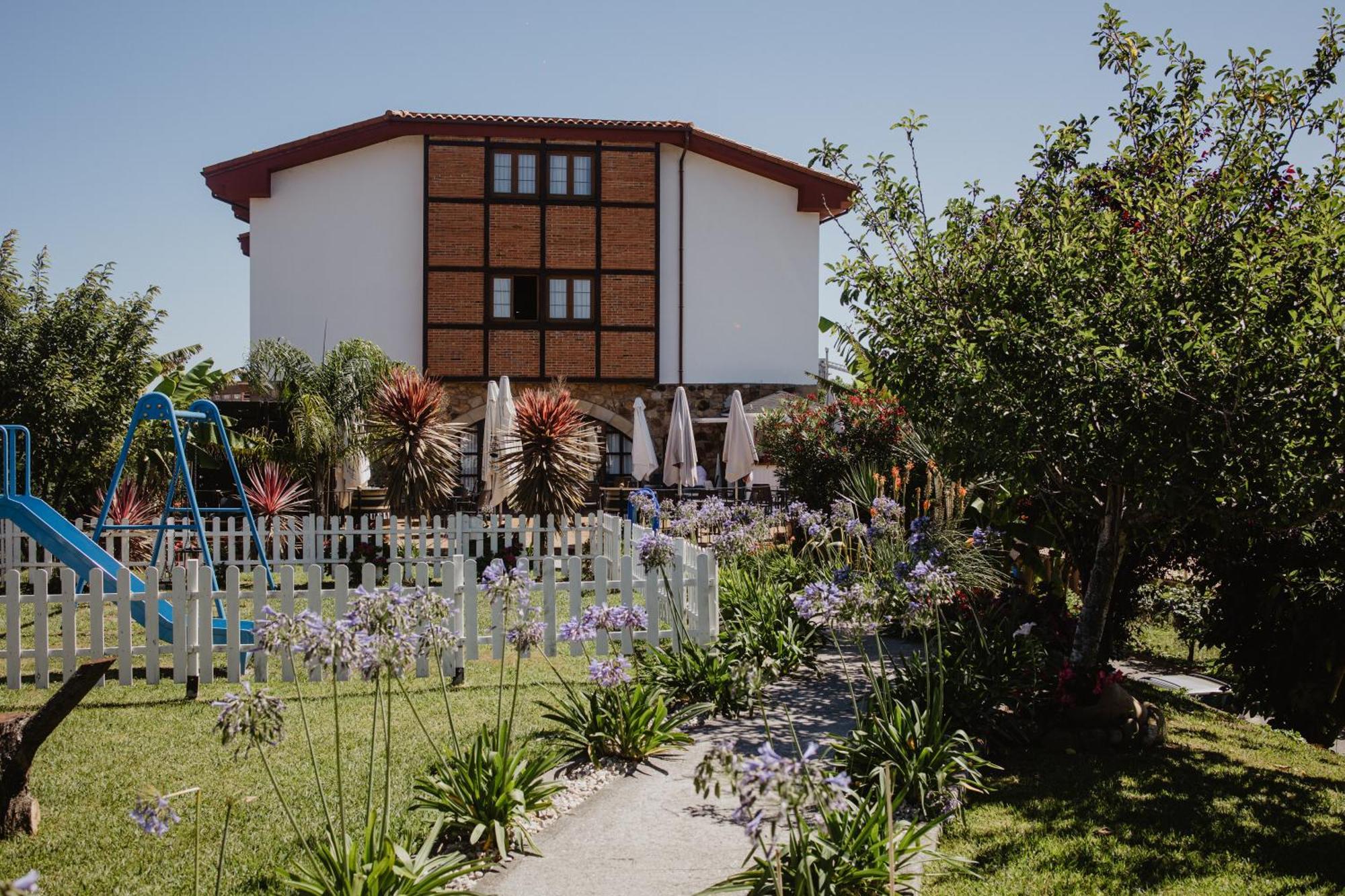 Hotel Cueli Viveda Extérieur photo